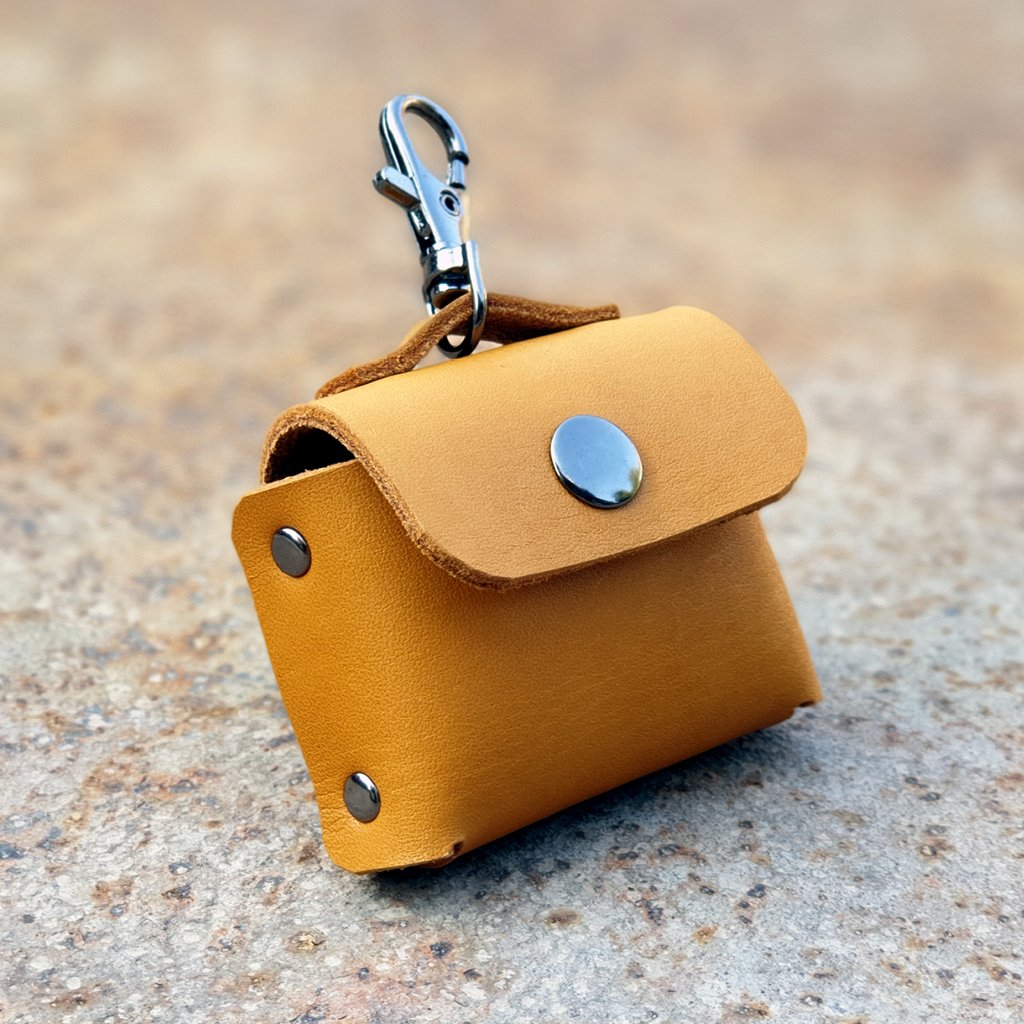 Leather Small Bag Earphone Case - Hand & Fairmade - by SiRo